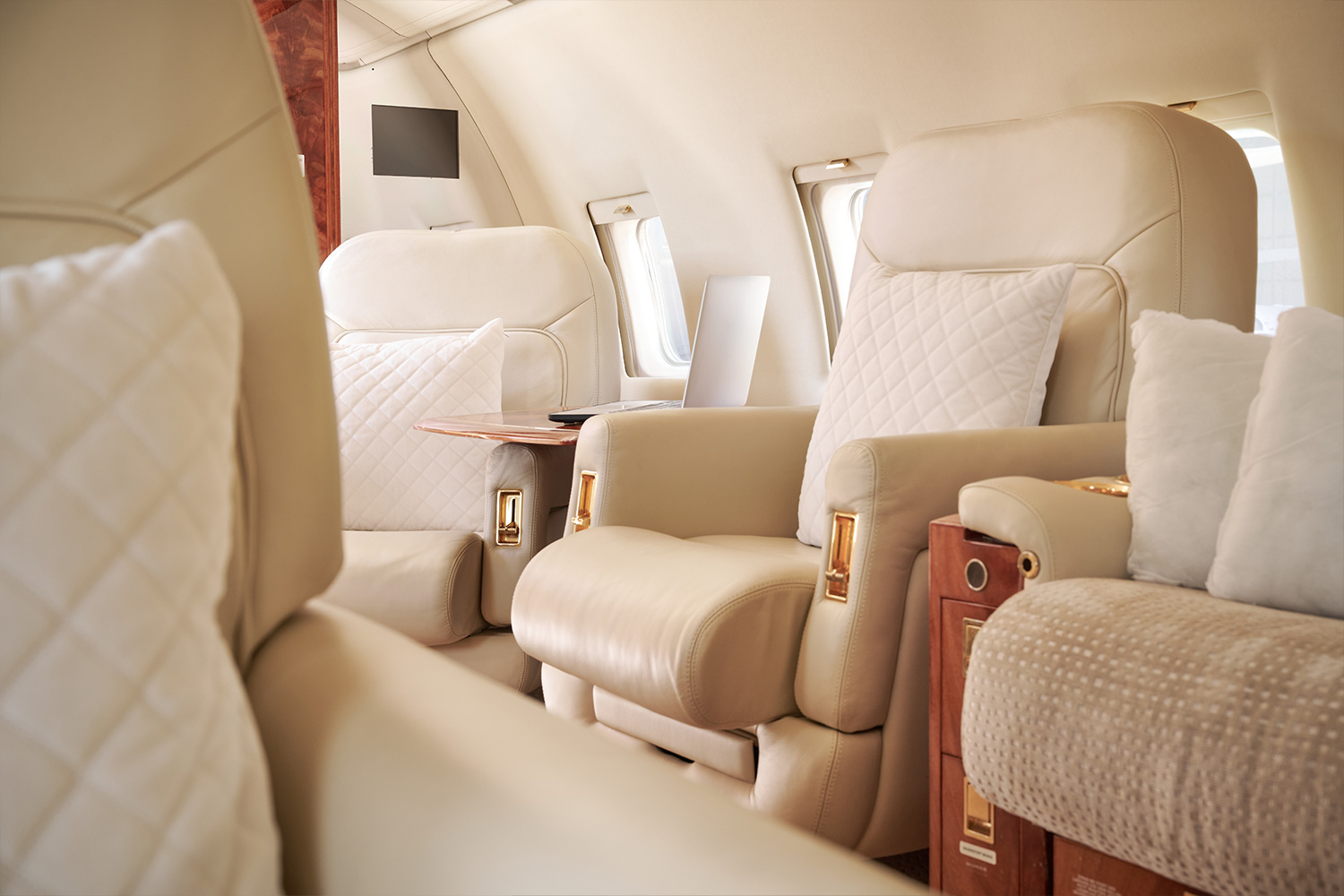 JLS Jet Luxury Services Greece Fleet Image Netwise